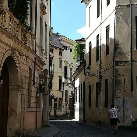 Vivere In Palazzo Storico Apartamento