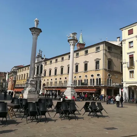 Vivere In Palazzo Storico Apartamento